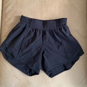 Lululemon size 4 tall